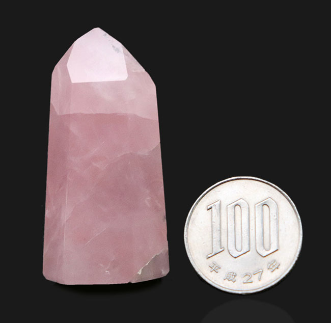 優美な淡いピンクの美、石英結晶の多彩な表情の一つ、 ローズクォーツ(Rose Quartz)(その6)
