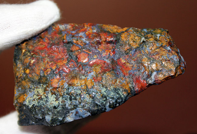 派手な色合いで人気のストロマトライトを含むハンガリー産のメノウ(Agate)(その8)
