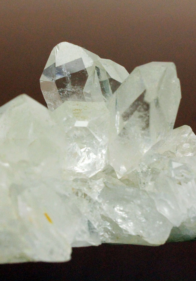 100%ナチュラル!石英の結晶体、水晶(その7)