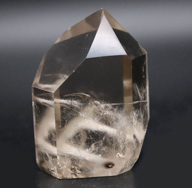 内部に”煙”が見える不思議な水晶!しかも分厚い!ファントムスモーキークォーツ(Phantom Smoky Quartz)。プリズムあり!(その3)