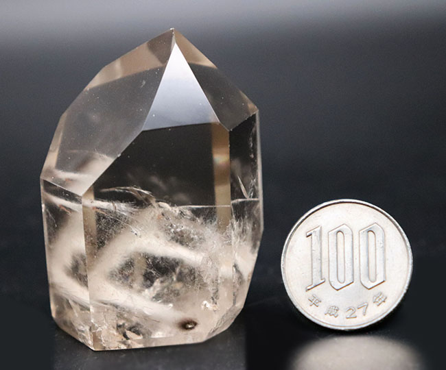 内部に”煙”が見える不思議な水晶!しかも分厚い!ファントムスモーキークォーツ(Phantom Smoky Quartz)。プリズムあり!(その8)