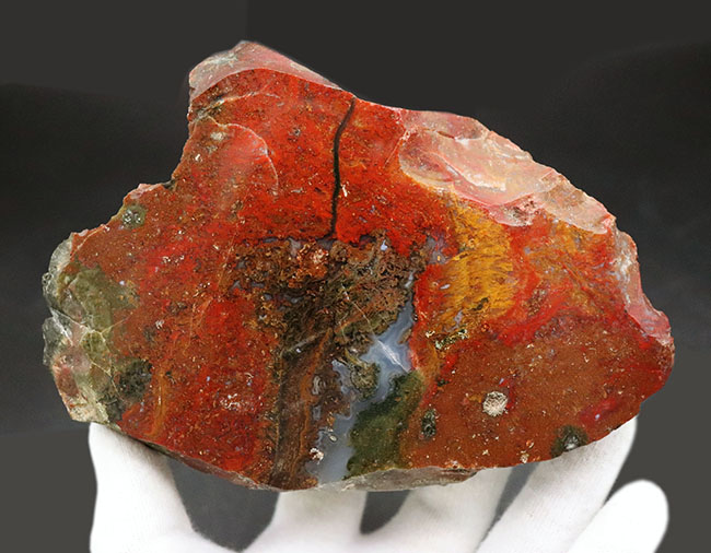 ビッグ!赤、橙、グレイッシュブルー、緑など様々な色を呈するハンガリー産の大型メノウ(Agate)(その6)