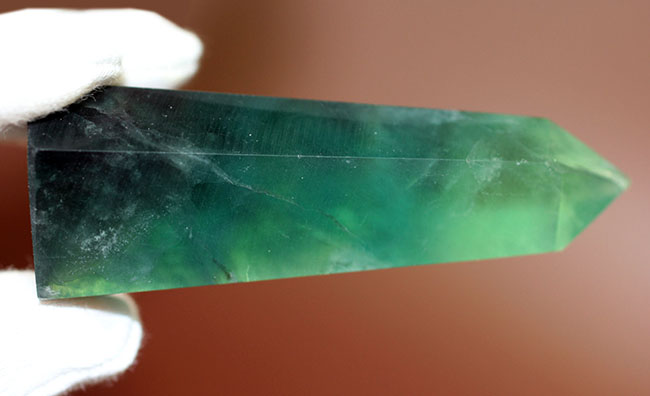 自然の鉱物でありながら”蛍光性”を持つフローライト（fluorite）。フローレッセンスを楽しもう！（その12）