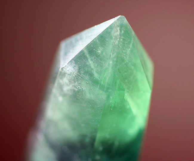 自然の鉱物でありながら”蛍光性”を持つフローライト（fluorite）。フローレッセンスを楽しもう！（その3）