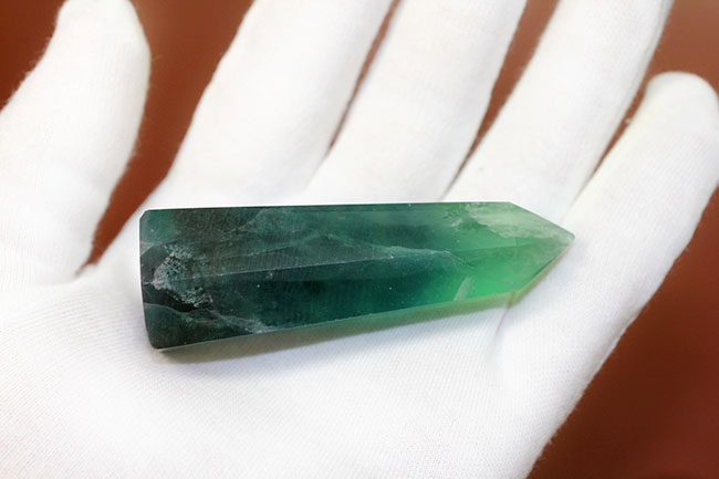 自然の鉱物でありながら”蛍光性”を持つフローライト（fluorite）。フローレッセンスを楽しもう！（その8）