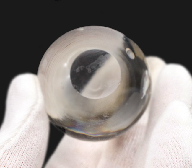 水晶ではございません!完全無色透明のカルサイト(Calcite)のスフィア標本、転がり機能防止!(その4)