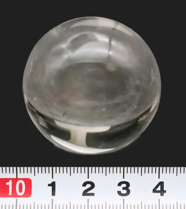水晶ではございません！完全無色透明のカルサイト（Calcite）のスフィア標本、転がり機能防止！（その5）