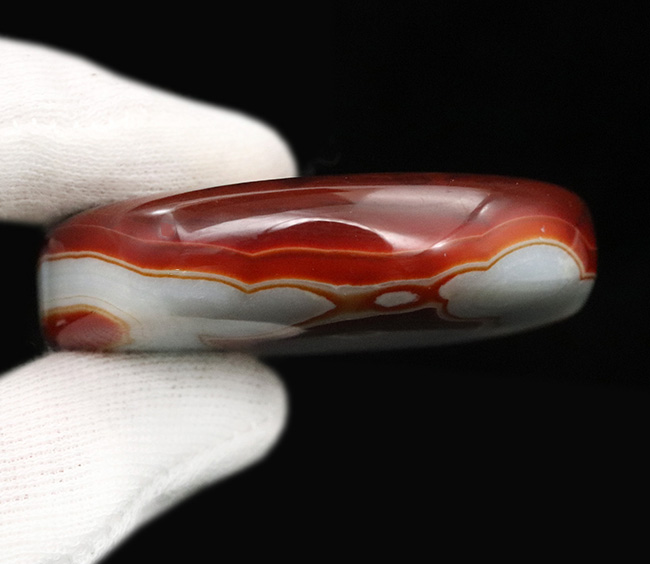 まるでジキルとハイド!表と裏で異なる顔を見せる、マダガスカル産の鮮やかな天然メノウ(Agate)(その6)