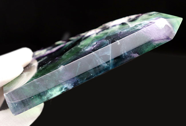 レア!15センチに達するビッグな標本、多彩な色を持つ、貴重なフローライト(Fluorite)。その名もレインボーフローライト(その10)