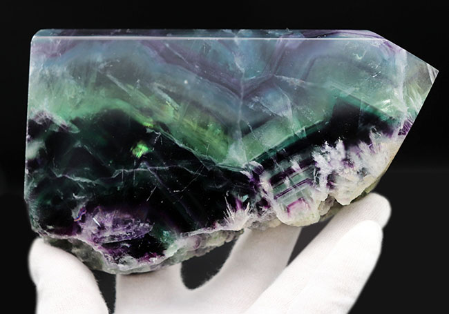 レア!15センチに達するビッグな標本、多彩な色を持つ、貴重なフローライト(Fluorite)。その名もレインボーフローライト(その8)