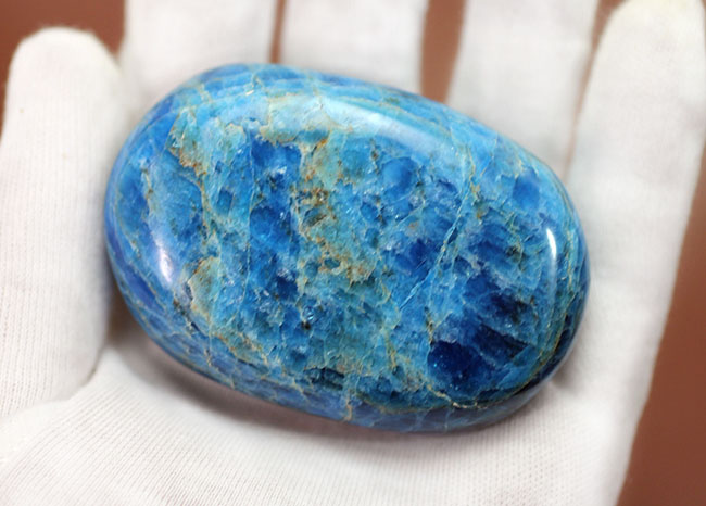 鮮やかな結晶!「裏切りの石」ことブルーアパタイト(Blue apatite)のカボション(その9)
