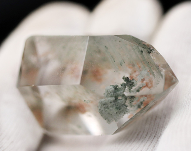 緑や茶の内包物を含んだ変わり種の石英の結晶、ガーデンクォーツ(Garden Quartz)(その5)