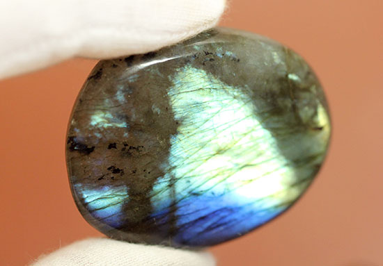 ブルー×ライムグリーンの配色が爽やかな、鉱物ラブラドライト(Labradorite)(その10)
