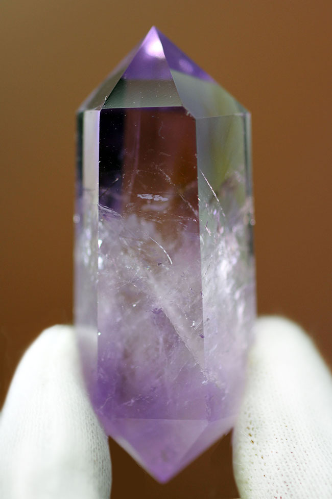 アメシストにシトリンが内包された鉱物、アメトリン（Ametrine）。希少な天然標本です。（その1）