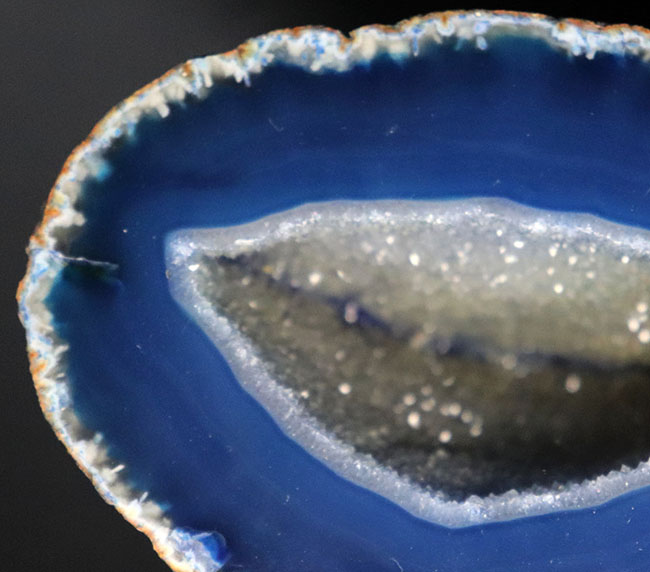 人気のブルーメノウ！内部に空洞のある晶洞タイプ、インテリアとしておすすめ！ブラジル産の縞メノウ（Agate）（その8）
