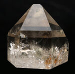 ファントム（幽霊）、レインボー（七色）、パイライト（黄鉄鉱）、様々な特性を同時に持つ、魅力いっぱいの水晶
