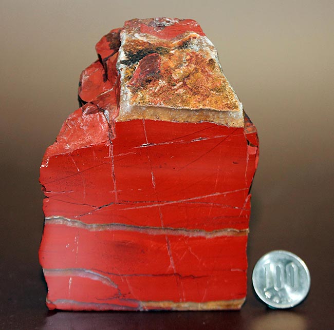 血液のごとく真っ赤に染まった南アフリカ産鉱物ジャスパー石（その13）