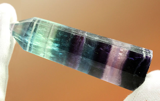 ブルー・ジョンの再来。美しく多彩なバンドを持つレインボーフローライト(fluorite)(その3)