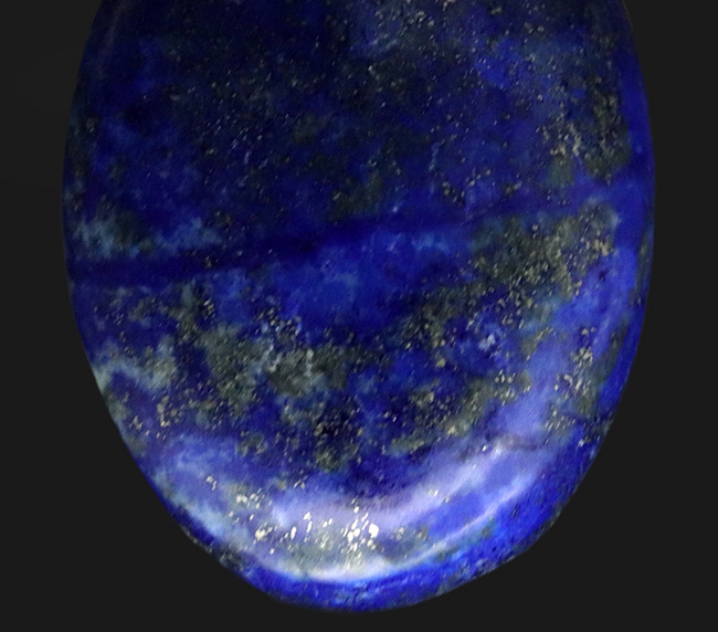アフガニスタン産の天然ラピスラズリ（Lapis lazuli）のカボション（その3）