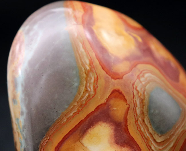 もう他人とは思えない。自然が生み出した芸術的な石、ポリクロームジャスパー（Polychrome jasper）（その12）