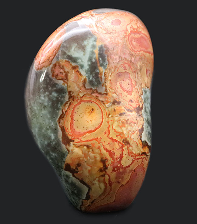 もう他人とは思えない。自然が生み出した芸術的な石、ポリクロームジャスパー（Polychrome jasper）（その2）