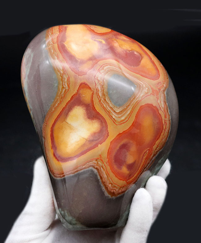 もう他人とは思えない。自然が生み出した芸術的な石、ポリクロームジャスパー（Polychrome jasper）（その4）