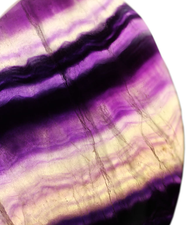 これが希少な「紫蛍石」だ！高い透明度、美しい光りのレイヤーを備えたレインボーフローライト（fluorite）（その8）