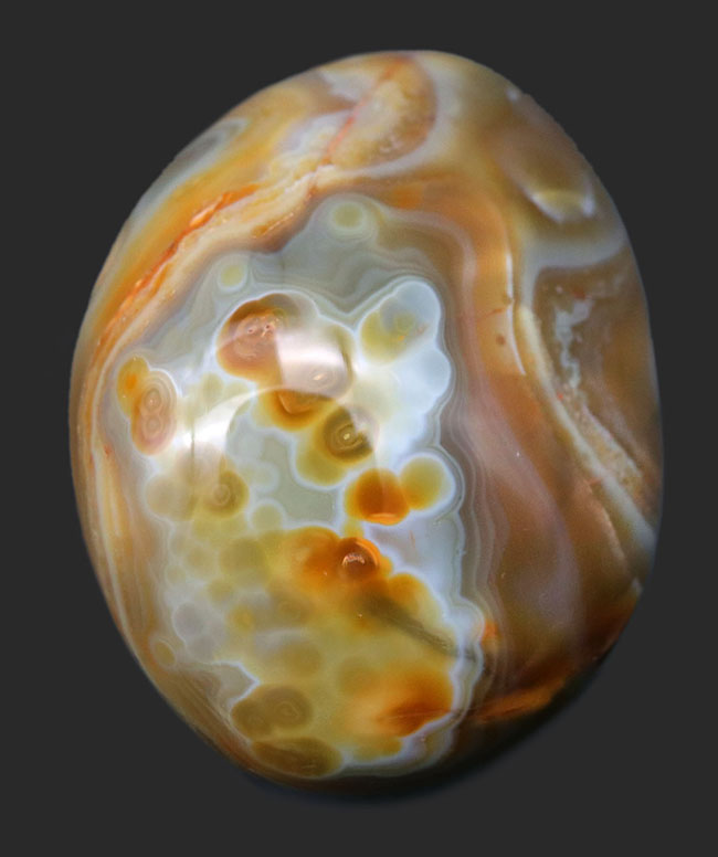 １０センチ級、大きい！豊富な色、さまざまな層模様を楽しめる、ゴージャスなメノウ（Agate）（その2）