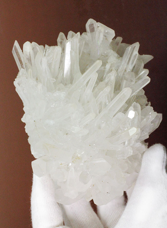 非常に透明度の高い石英結晶（水晶）のクラスター（その4）