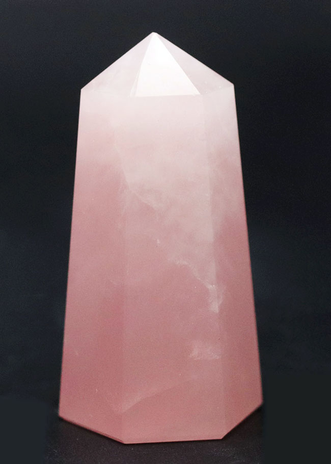 貴方のデスクに桜色を!ピンクを呈するローズクォーツ(Rose quarz)(その1)
