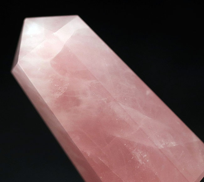 貴方のデスクに桜色を!ピンクを呈するローズクォーツ(Rose quarz)(その2)