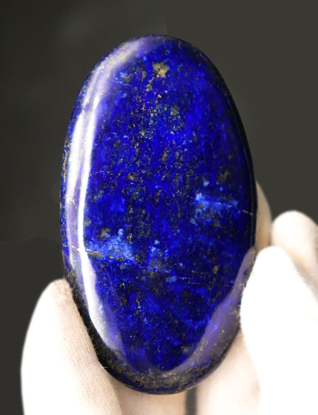 ディープブルー！世界的産地、アフガニスタンで採集された、瑠璃色に輝く天然ラピスラズリ（Lapis lazuli）のカボション（磨き石） 鉱物 販売