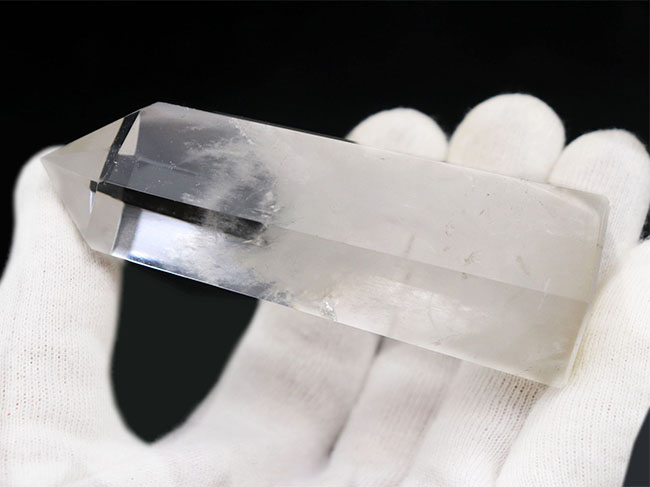 煙が立ち込めたかのような不思議な味わいが魅力的なファントムクォーツ（Phantom Quartz）（その3）