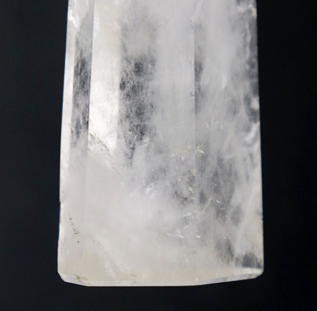 煙が立ち込めたかのような不思議な味わいが魅力的なファントムクォーツ(Phantom Quartz)(その6)