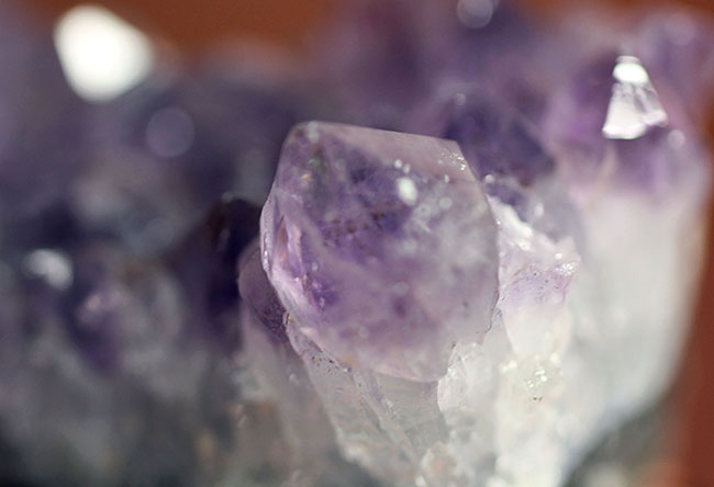 濁りのないノーブルカラー!気高さの象徴とされた紫色の鉱物、アメシスト原石(amethyst)(その6)