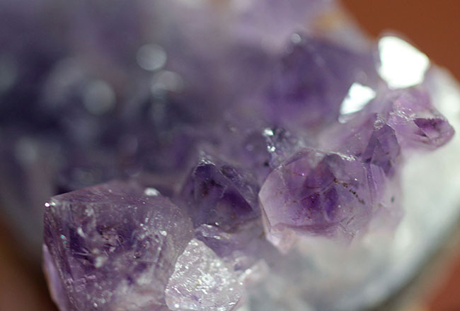濁りのないノーブルカラー！気高さの象徴とされた紫色の鉱物、アメシスト原石（amethyst）（その7）