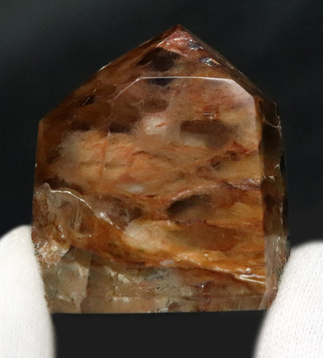 人気!庭を内包したような不思議な水晶、ガーデンクォーツ(Garden Quartz)(その1)