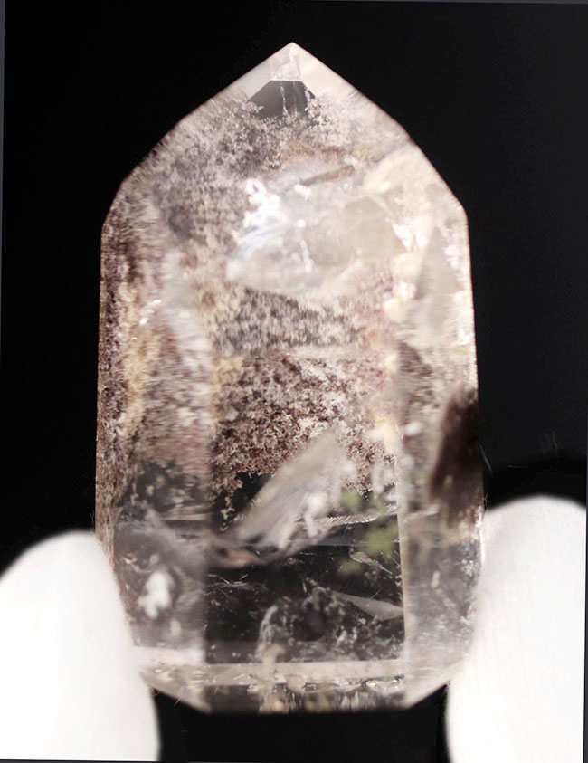内部に植生に見える鉱物を含んだ石英結晶、ガーデンクォーツ(Garden Quartz)(その4)