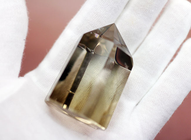 幻影を目にすることができる!マダガスカル産のファントムクオーツ天然結晶(その2)