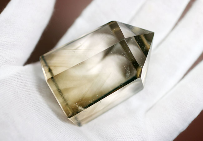 幻影を目にすることができる!マダガスカル産のファントムクオーツ天然結晶(その6)