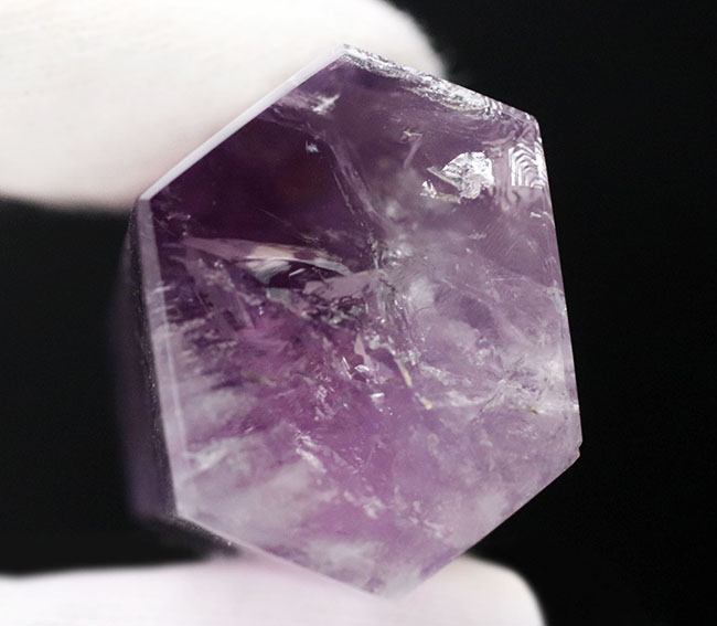 氷のような味わいを持つ、紫の水晶、宝石としても名高いアメシスト（Amethyst）の原石（その4）