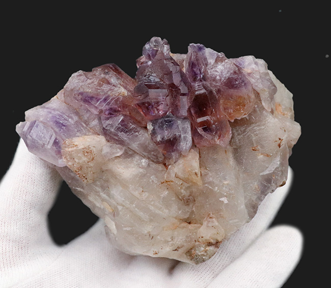 自然はアーティスト！紫のアメシスト（Amethyst）を含む、自然の石英結晶（水晶）（その1）