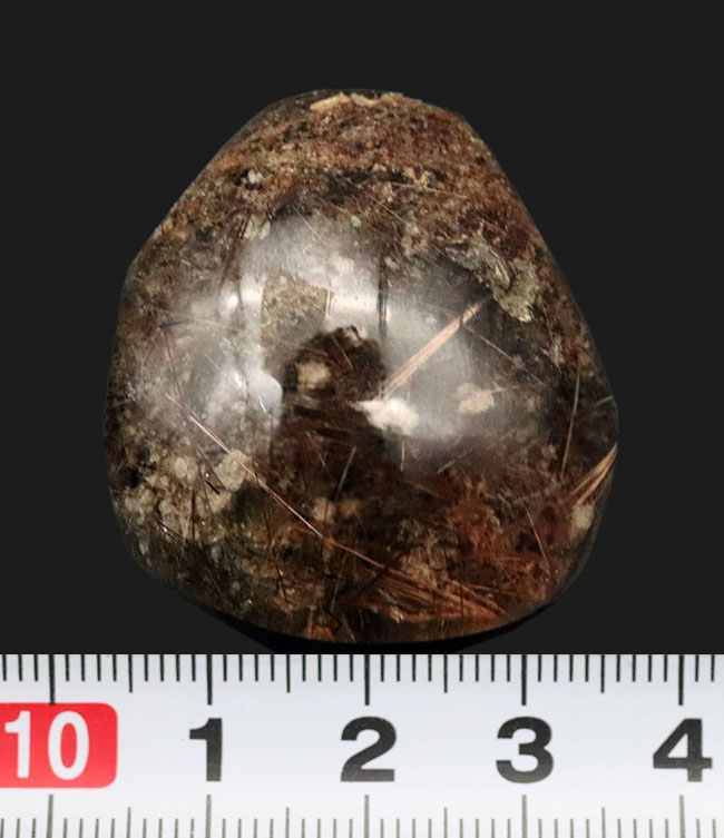 ルチル(金鉱石)が含まれた自然の風合いを色濃く残した水晶(Rutilated Quartz)(その6)