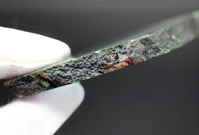 人気!色合いの異なる複数の層から成る鉱物、レインボーフローライト(fluorite)の上質標本(その6)
