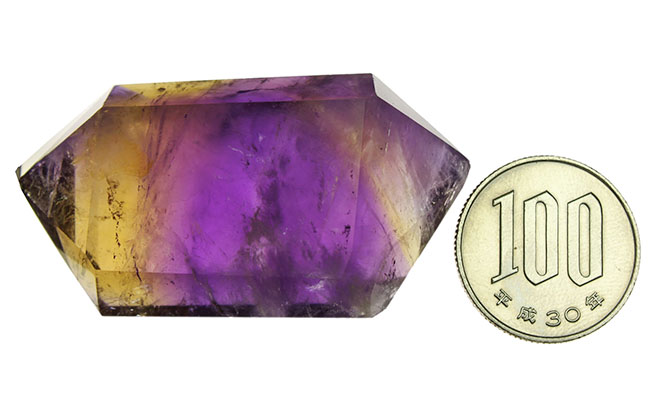 最高の天然のアメトリン(Ametrine)が登場。この紫と黄の濃さ、鮮やかさを御覧ください。(その6)