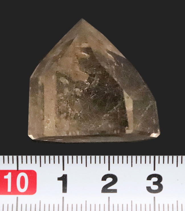 天使の髪の毛」と称される美しき石英、ルチルクォーツ（Rutilated