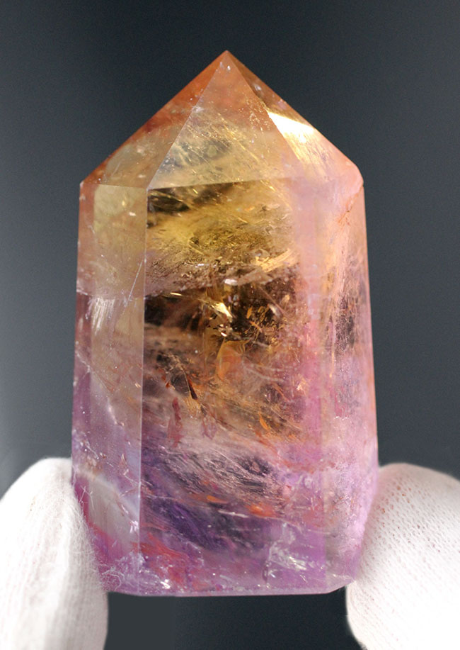 シトリンとアメシストが半々含まれた、アメトリン(Ametrine)の上質標本!希少なボリビア産の天然標本。(その2)