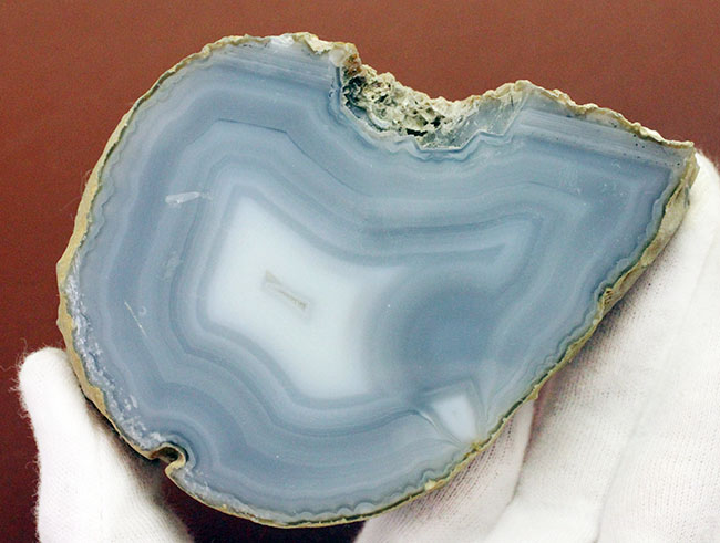 グレイッシュブルー!ブラジル産の典型的な縞メノウ(Agate)(その2)
