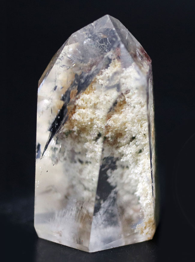 緑や茶など植物のような味わいを持った不思議な水晶、ガーデンクォーツ(Garden Quartz)(その1)