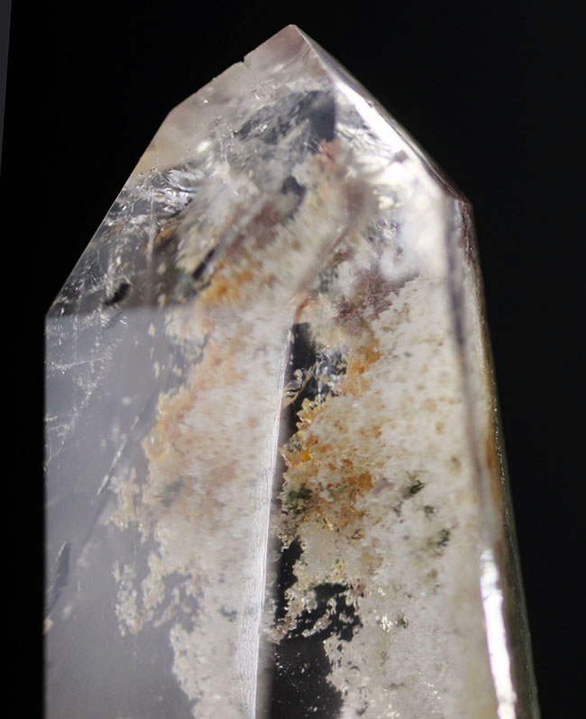 緑や茶など植物のような味わいを持った不思議な水晶、ガーデンクォーツ(Garden Quartz)(その2)